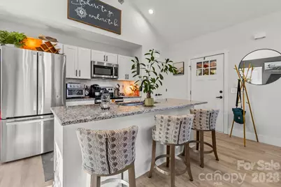 221 Newbold Street, Lincolnton, NC 28092 - Photo 8