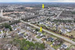 3943 Huntmeadow Dr, Charlotte, NC 28269 - Photo 46