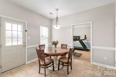 3943 Huntmeadow Drive, Charlotte, NC 28269 - Photo 16