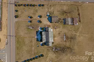 615 Carbon City Rd, Morganton, NC 28655 - Photo 42