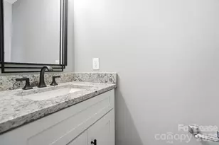 1760 Forest Side Ln, Charlotte, NC 28213 - Photo 20