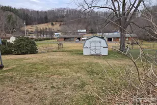 1084 Old Balsam Rd, Waynesville, NC 28786 - Photo 22