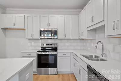 2916 Dogwood Avenue, Charlotte, NC 28206 - Photo 8