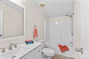 211 Forest Hollow Dr, Statesville, NC 28677 - Photo 38