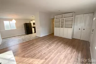 7932 Monfreya Ct, Charlotte, NC 28212 - Photo 6