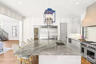 1919 Shoreham Dr, Charlotte, NC 28211 - Photo 18