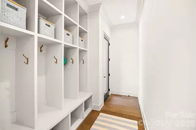 1919 Shoreham Drive, Charlotte, NC 28211 - Photo 20