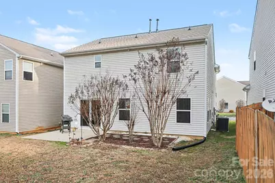 4022 Linsbury Court, Charlotte, NC 28213 - Photo 2