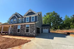 1313 Knob Crk Dr, Gastonia, NC 28054 - Photo 2