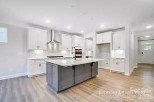 1313 Knob Crk Dr, Gastonia, NC 28054 - Photo 1