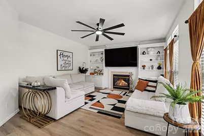 4132 Meadowview Hills Drive, Charlotte, NC 28269 - Photo 10