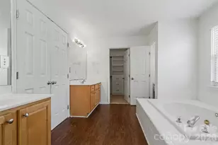 4132 Meadowview Hills Dr, Charlotte, NC 28269 - Photo 24