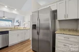 19816 Oak Leaf Cir, Cornelius, NC 28031 - Photo 20