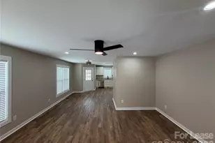 626 W Bell St, Statesville, NC 28677 - Photo 4