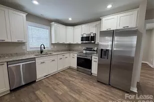 626 W Bell St, Statesville, NC 28677 - Photo 10