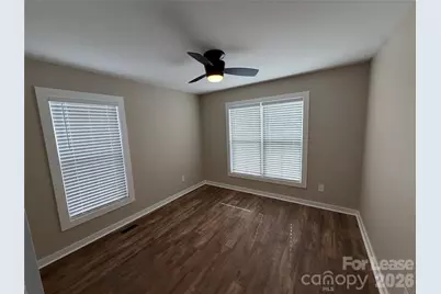 626 W Bell Street, Statesville, NC 28677 - Photo 6