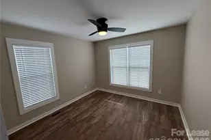 626 W Bell St, Statesville, NC 28677 - Photo 6