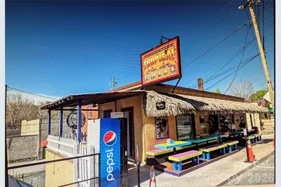 198 Oak Avenue, Spruce Pine, NC 28777 - Photo 2