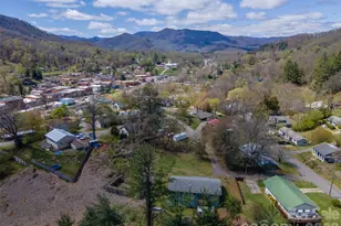 21 Queen St, Sylva, NC 28779 - Photo 42