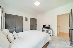 608 Ambassador St, Charlotte, NC 28208 - Photo 26