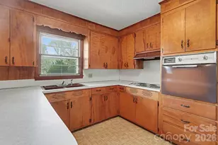 1612 Shelby Rd, Kings Mountain, NC 28086 - Photo 14