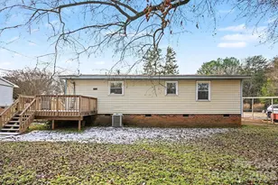 4720 Charlie Hipp Rd, Charlotte, NC 28214 - Photo 2