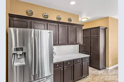 5715 Whitegate Lane, Charlotte, NC 28269 - Photo 10