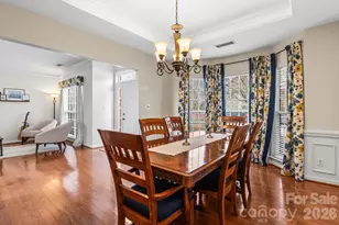 5715 Whitegate Ln, Charlotte, NC 28269 - Photo 6