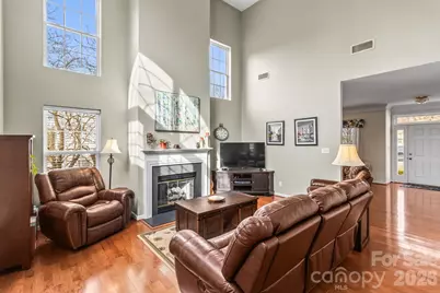 5715 Whitegate Lane, Charlotte, NC 28269 - Photo 12