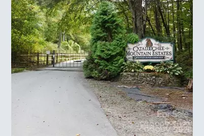 125 Lasso Lane #304, Waynesville, NC 28785 - Photo 2