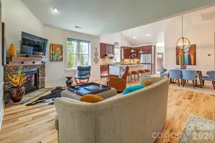 16 Holland Mountain Vw, Asheville, NC 28804 - Photo 8