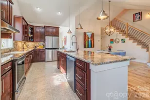 16 Holland Mountain Vw, Asheville, NC 28804 - Photo 10