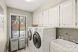 9562 Hunting Ct, Matthews, NC 28105 - Photo 28