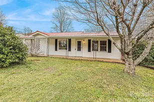 1124 Skyland Dr, Sylva, NC 28779 - Photo 2