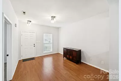 2731 Meadow Knoll Drive, Charlotte, NC 28269 - Photo 6