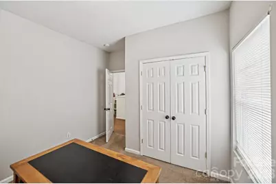 2731 Meadow Knoll Drive, Charlotte, NC 28269 - Photo 16