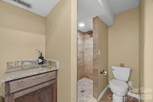 501 Woodfield Dr, Asheville, NC 28803 - Photo 30
