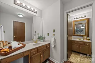 501 Woodfield Dr, Asheville, NC 28803 - Photo 8