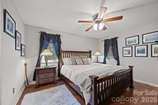 501 Woodfield Dr, Asheville, NC 28803 - Photo 4