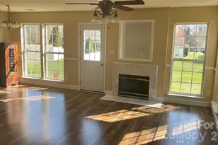 6912 Alanbrook Rd, Charlotte, NC 28215 - Photo 8