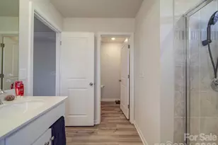 13111 Cottage Crst Ln, Charlotte, NC 28273 - Photo 32