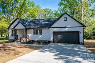 110 Johnson Ln, Cherryville, NC 28021 - Photo 2