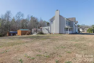 110 Mendover Dr, Jacksonville, NC 28546 - Photo 6