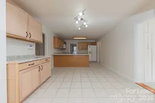 110 Mendover Dr, Jacksonville, NC 28546 - Photo 20