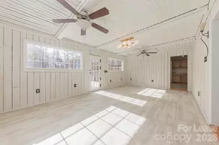 110 Mendover Dr, Jacksonville, NC 28546 - Photo 12