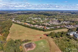 406 Rock Barn Rd NE, Conover, NC 28613 - Photo 2
