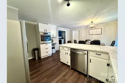 1130 27th Avenue NE, Hickory, NC 28601 - Photo 16