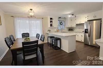 1130 27th Avenue NE, Hickory, NC 28601 - Photo 12