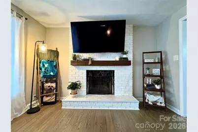 1130 27th Avenue NE, Hickory, NC 28601 - Photo 4