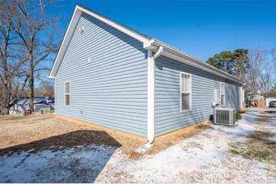 505 E Cloninger Street, Dallas, NC 28034 - Photo 30